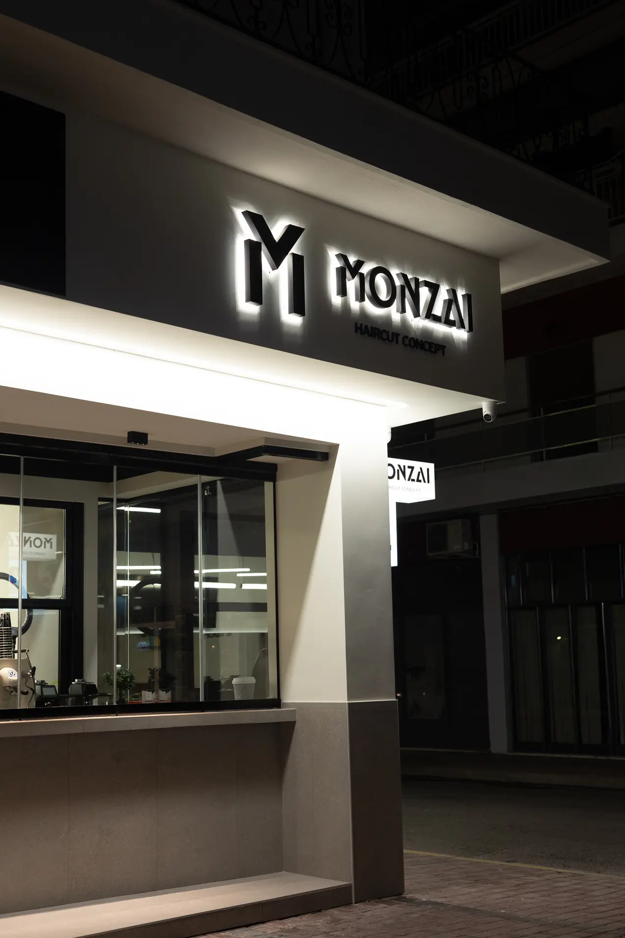 MONZAI Storefront & Barber Lounge Κατερίνη