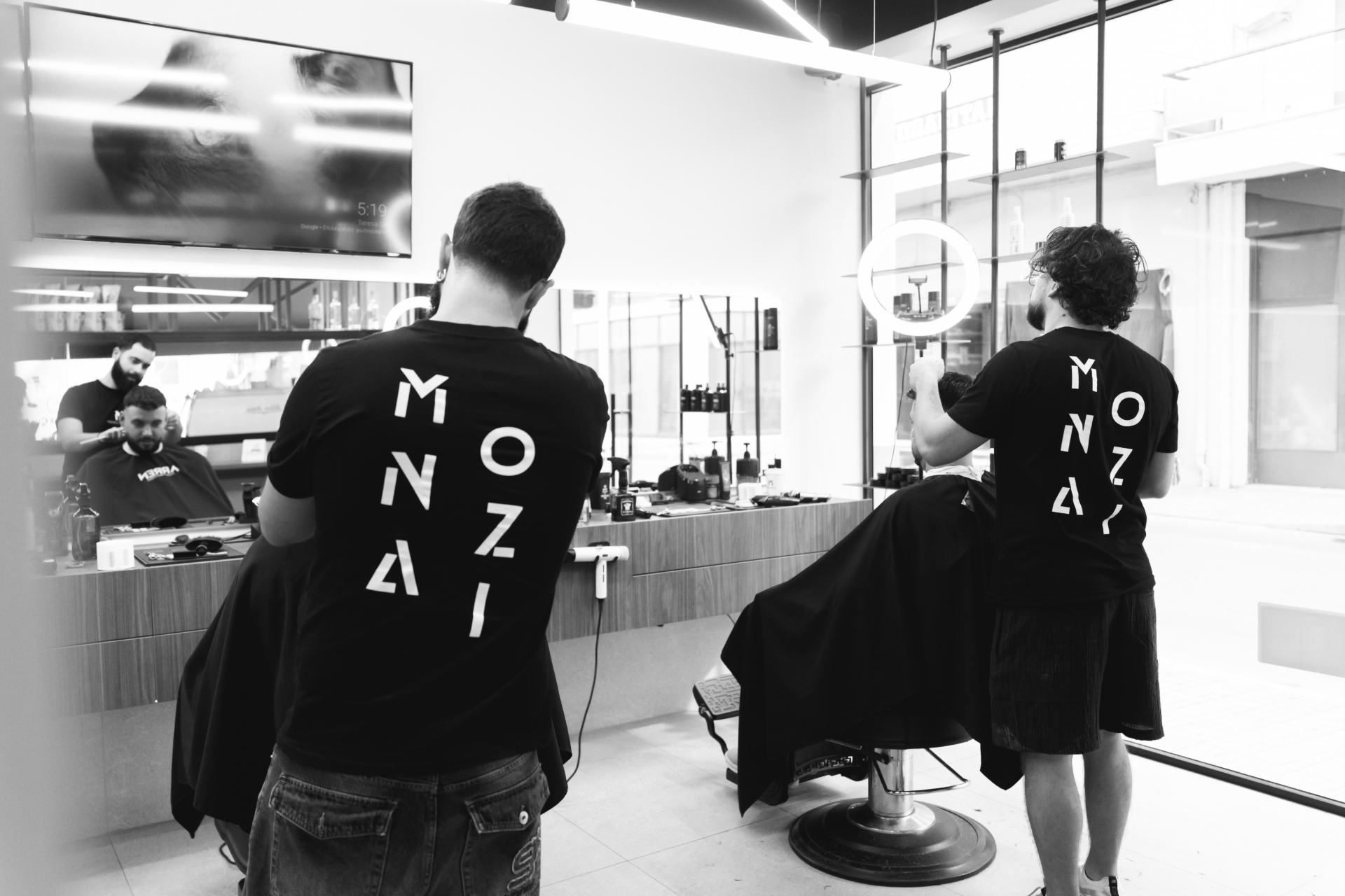 Η ομάδα του MONZAI σε δράση