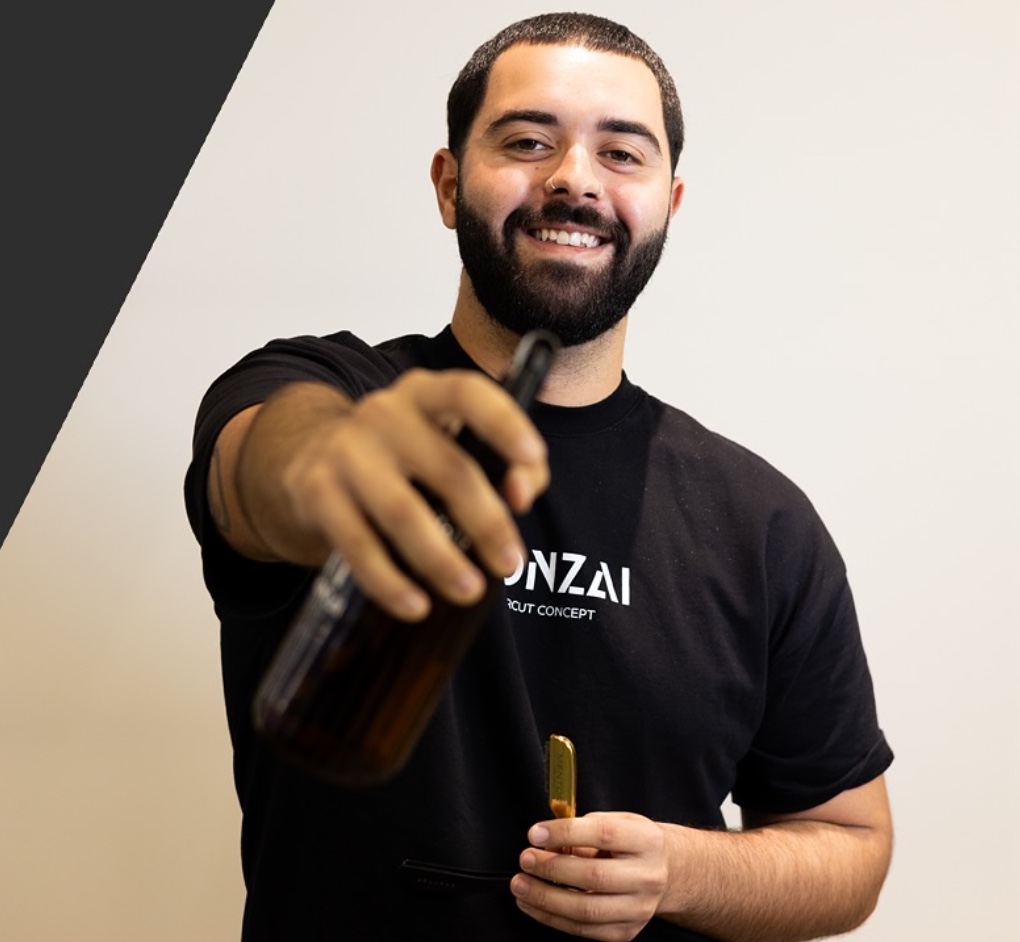 Περικλής, Barber στο MONZAI